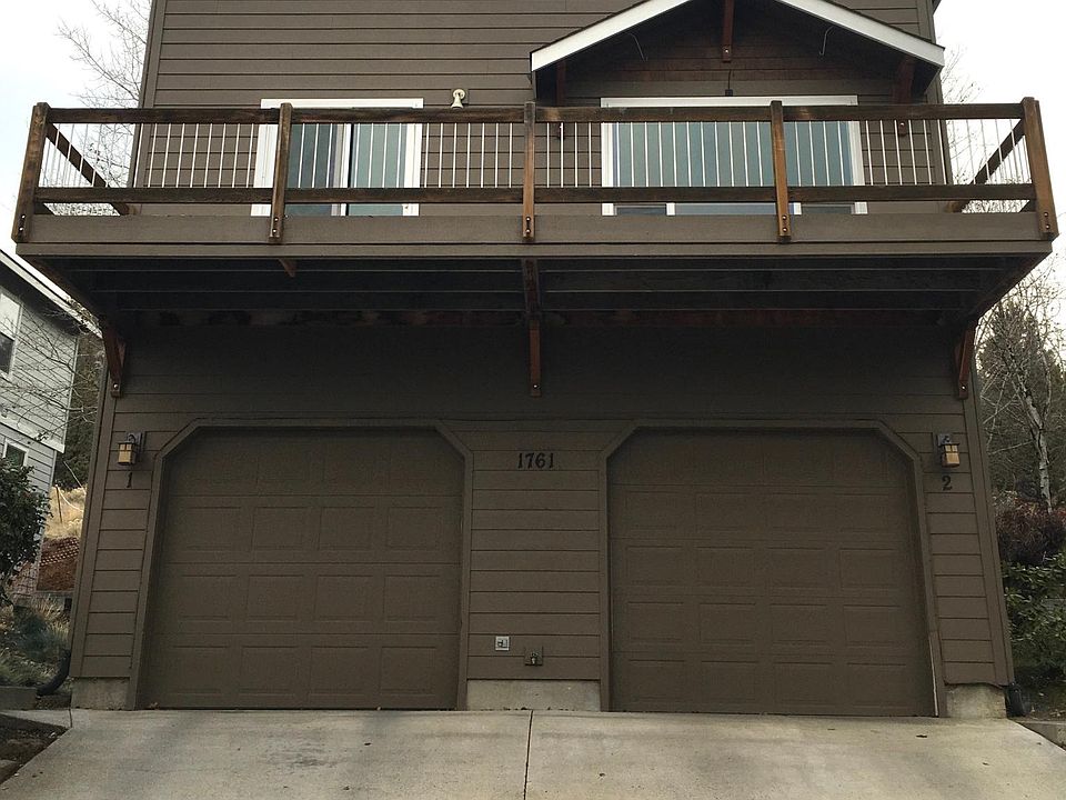1st image of 1761 NE Lotus Dr Unit 1