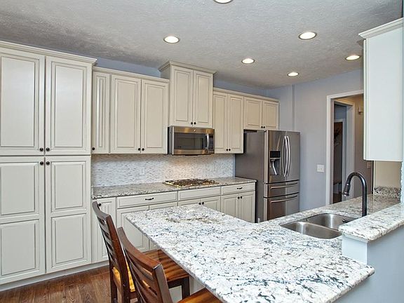 4th image of 5463 Diamond Creek Dr