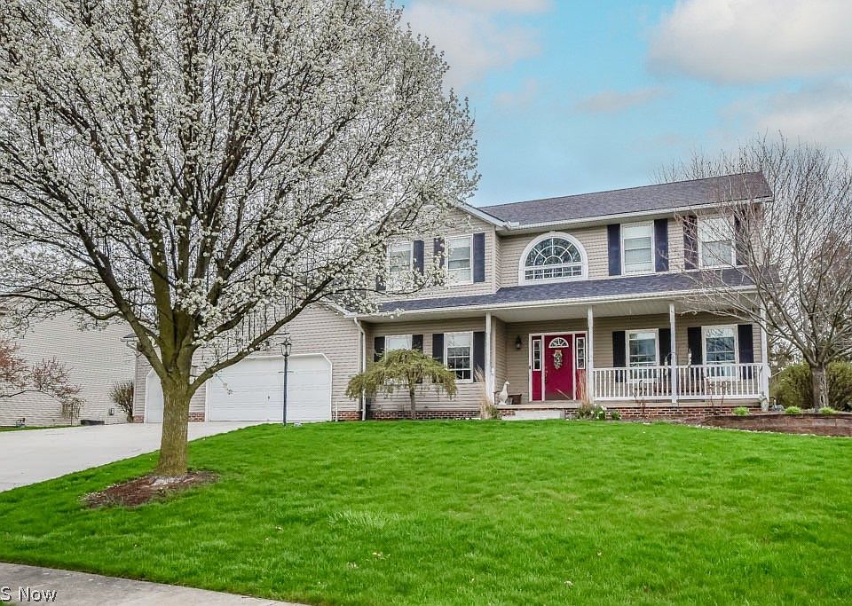 1st image of 817 Sand Lot Cir