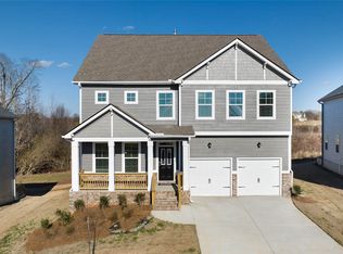 1241 Hawthorne Cir, Madison, GA 30650