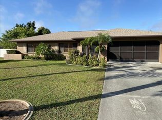 316 SE 1st Pl, Cape Coral, FL 33990