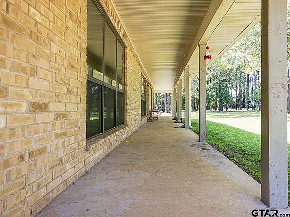 4th image of 951 County Road 4414