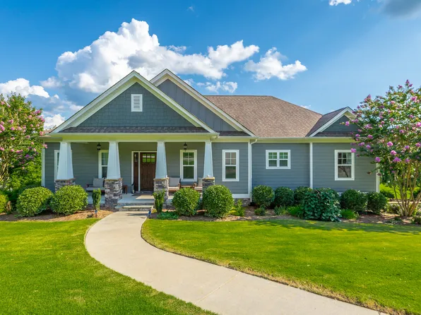 26 Cork Oak Cir, Ringgold, GA 30736