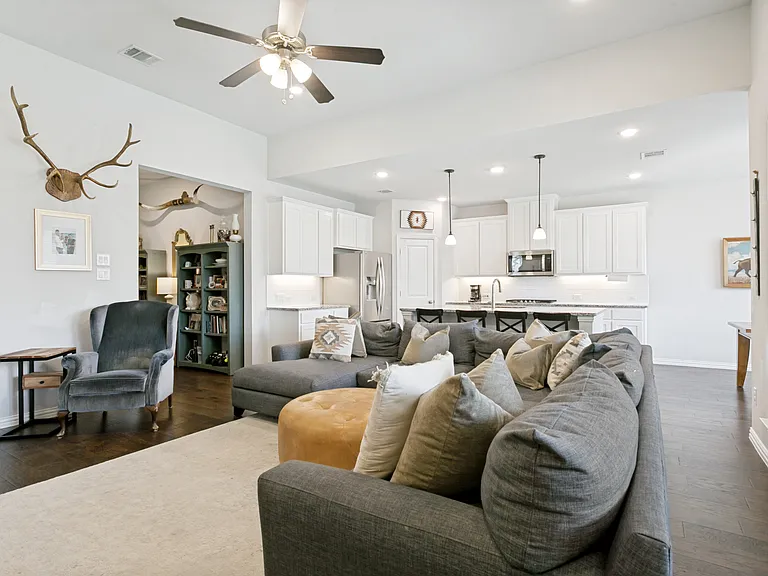 1441 Wolfberry Ln — Photo 8