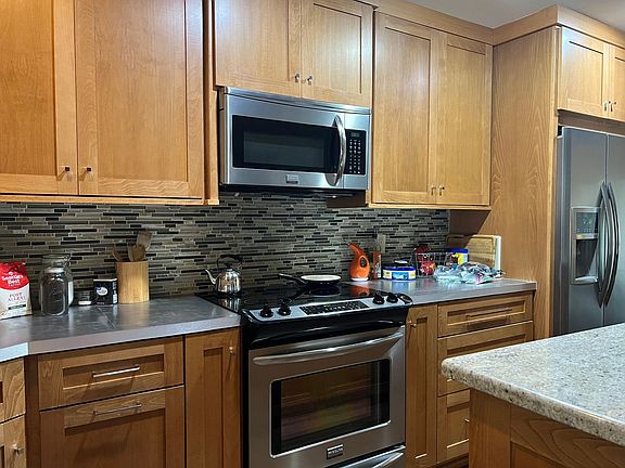 5th image of 1201 N Pierce St APT 3
