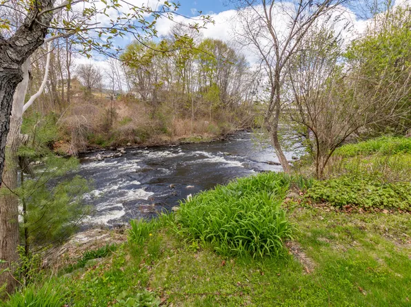 7 Water Street, Kennebunk, ME 04043