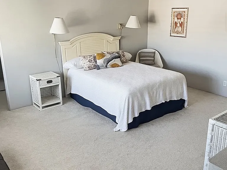 45 Pebble Beach Dr — Photo 16
