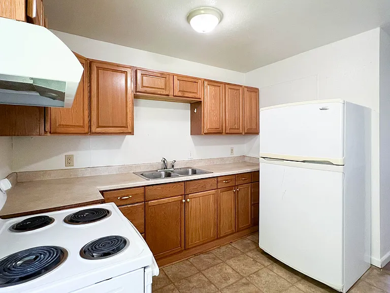 1025 E 10th Ave #11 — Photo 1