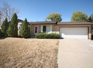 1621 S Rifle St, Aurora, CO 80017