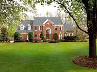 6009 Evergreen Trl, Lortom, VA 22079