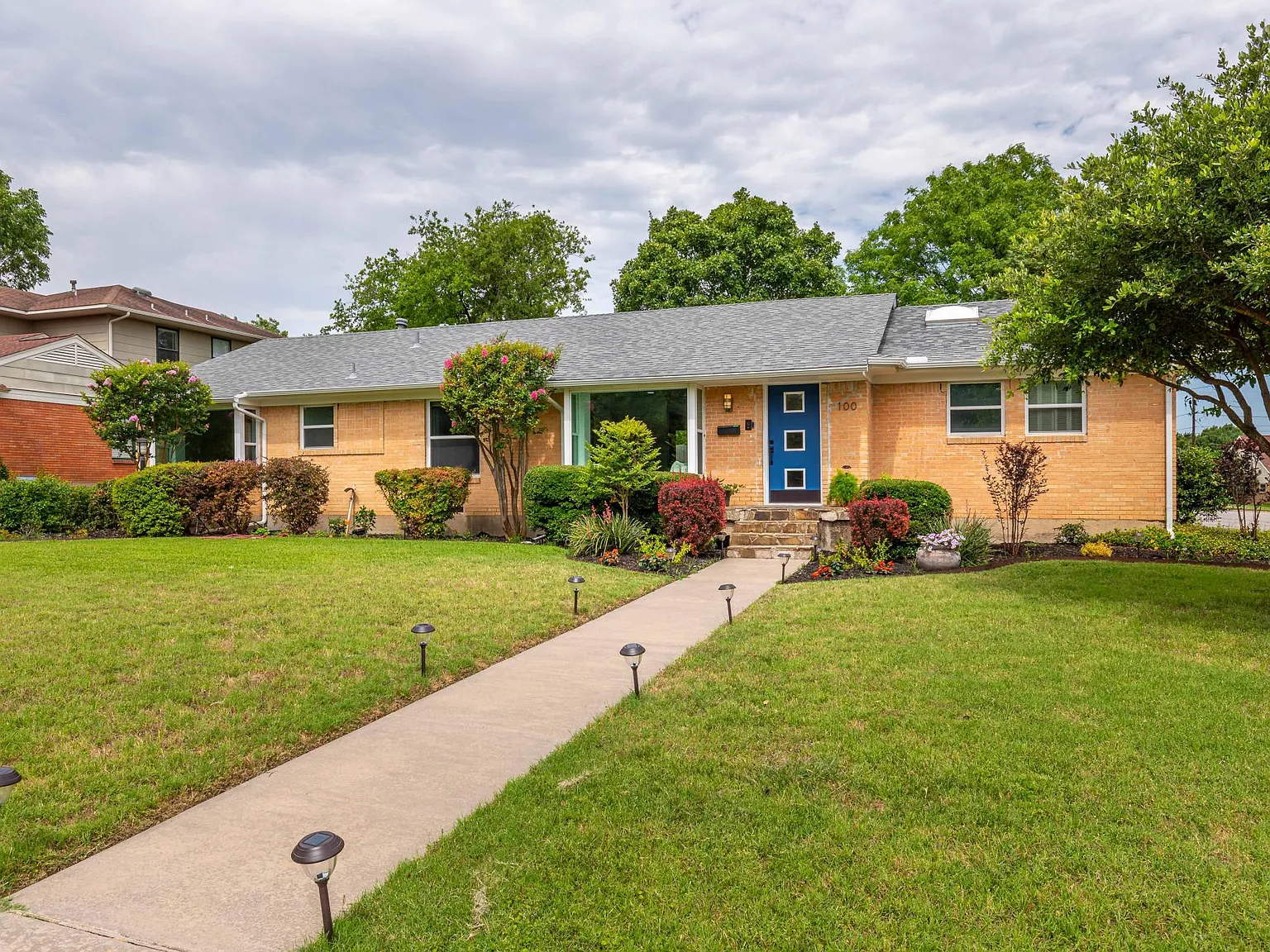4 bed, 1900 sqft, $3,500 — Photo 2