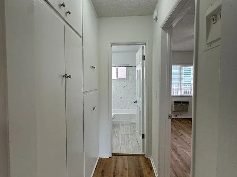 11330 Ohio Ave — Photo 11