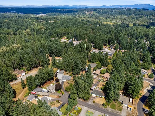 25211 65th Avenue E, Graham, WA 98388