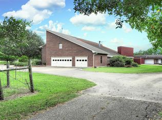 431 County Road 214, Bay City, TX 77414