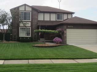 3070 Barkway Dr, Sterling Heights, MI 48310