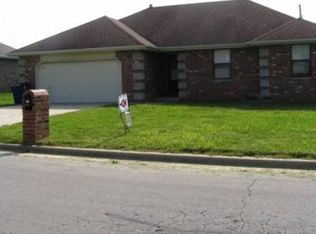 402 N Becky Cir, Nixa, MO 65714