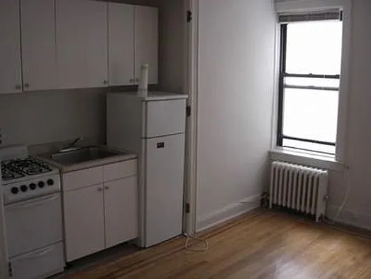 Rented by DJK Residential | media 20