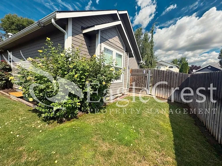 1855 Woodmere Loop — Photo 13