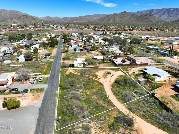 26715 S GRANDVIEW Drive #24, Congress, AZ 85332