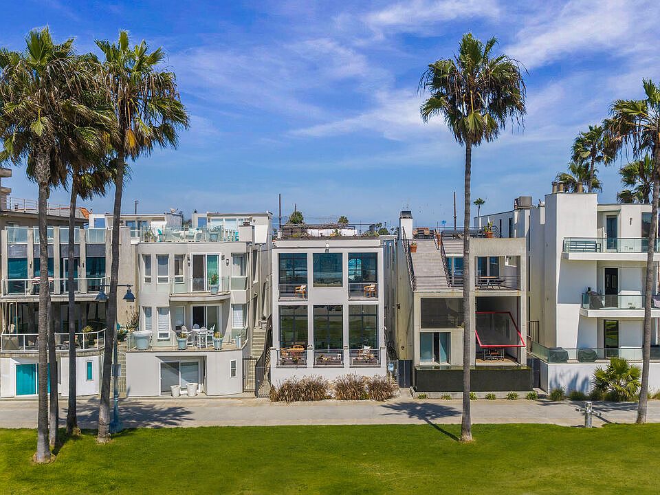 1st image of 2311 Ocean Front Walk