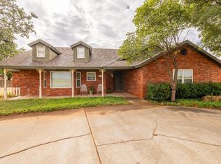 1404 Arnett St, Ropesville, TX 79358