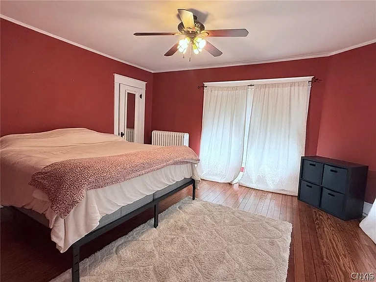 10 Jewett Ave — Photo 13