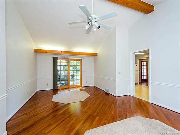 4th image of 209 Lichen Ln