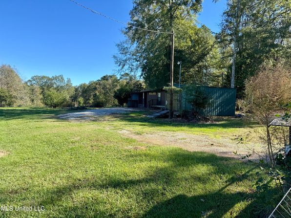 1885 Silver Creek Rd, Crosby, MS 39633