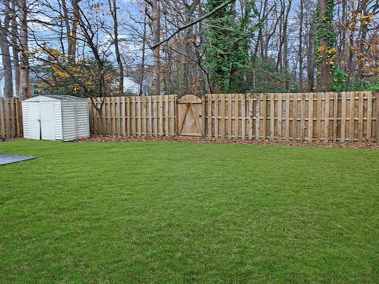 104 Jennifer Dr — Photo 31