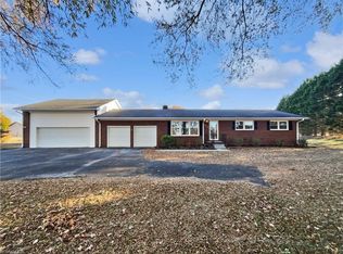 1176 Hickory Tree Rd, Winston Salem, NC 27127