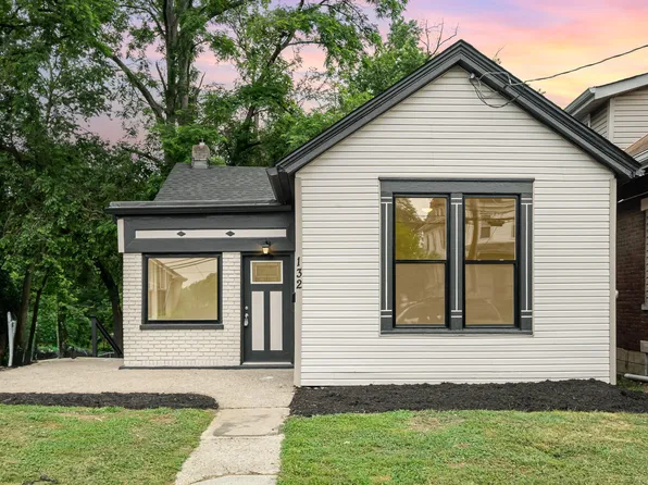 132 W Walnut St, Southgate, KY 41071