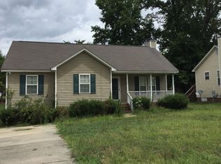 1222 Pampass Trl, Zebulon, NC 27597