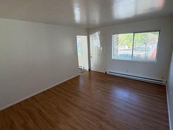 2nd image of 280 SE Orchard Ave APT 10