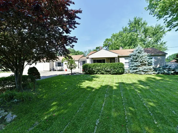 4020 S Lynhurst Dr, Indianapolis, IN 46221