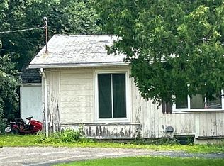 90 McCafferty Rd, Greenville, NY 12083