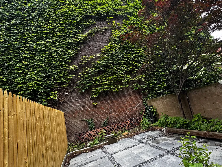269 Alexander Ave #1B — Photo 14