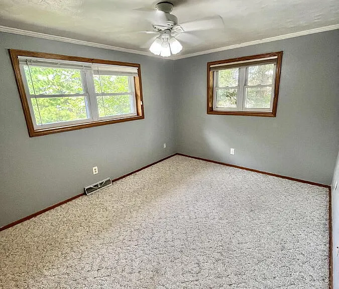2204 Bainbridge Rd — Photo 27