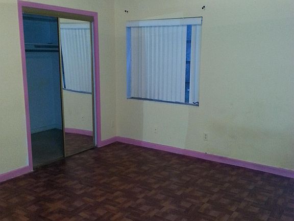 3rd image of 4911 Cortez Dr