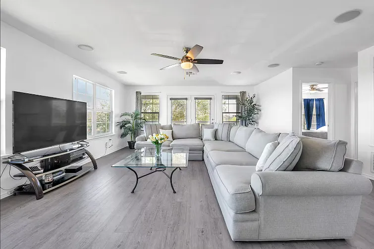 5808 Ann Jene Ct — Photo 6