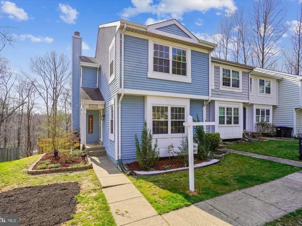 15427 Beachwater Ct, Dumfries, VA 22025