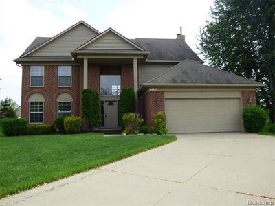 3992 Fieldview Rd, Lake Orion, MI, 48360
