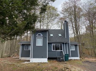 7173 Robinwood Dr, Tobyhanna, PA 18466