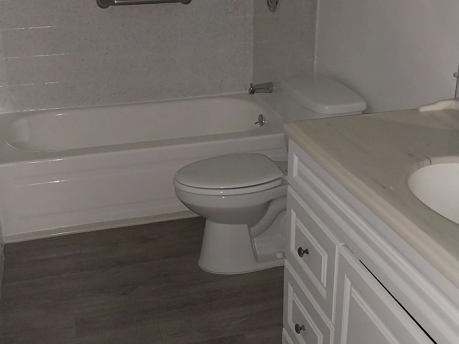 1 bed, 700 sqft, $1,875 — Photo 3
