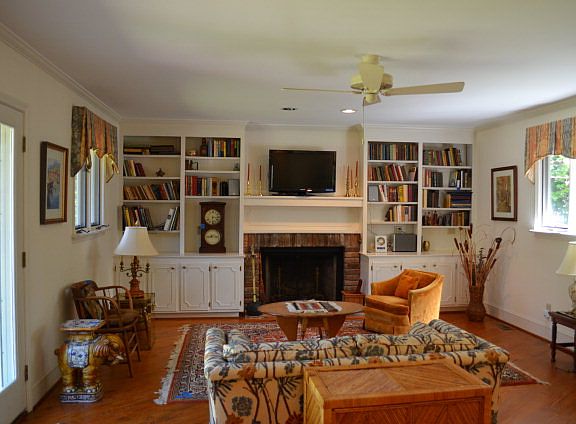 5th image of 1412 W Haven Blvd