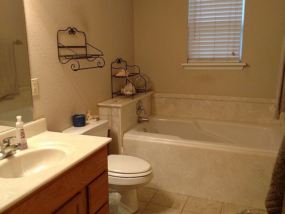 4th image of 27 Cresswell Dr