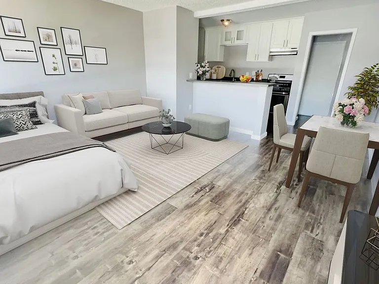 Jordan Court Apartments — Photo 21