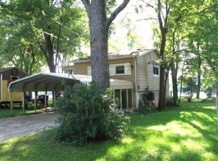 3703 Willow Dr NE, Grand Rapids, MI