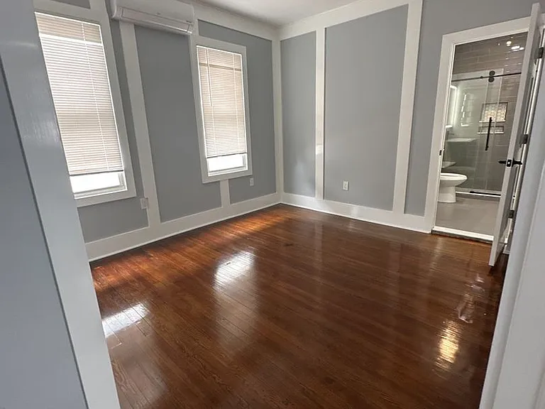 97 Sheffield Ave — Photo 48