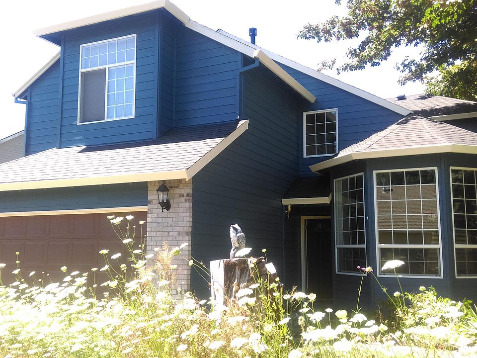 2nd image of 1696 19th St