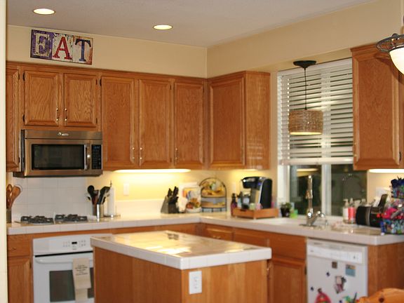 5th image of 3056 Sprucewood Ln